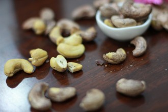Có nên ăn hạt điều rang muối? Có nên ăn hạt điều rang muối?