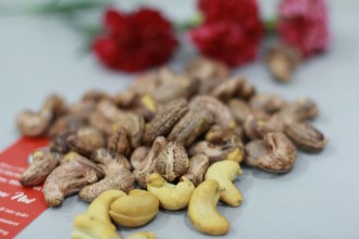 Cách chọn hạt điều rang muối chính hiệu Bình Phước Cách chọn hạt điều rang muối chính hiệu Bình Phước