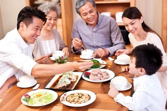 Những điều cần biết để ăn hạt điều rang muối cho đúng cách Những điều cần biết để ăn hạt điều rang muối cho đúng cách