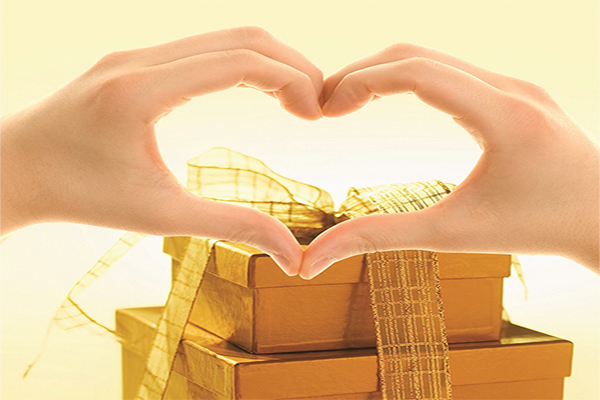 hộp quà tặng cao cấp hop-qua-tang-cao-cap