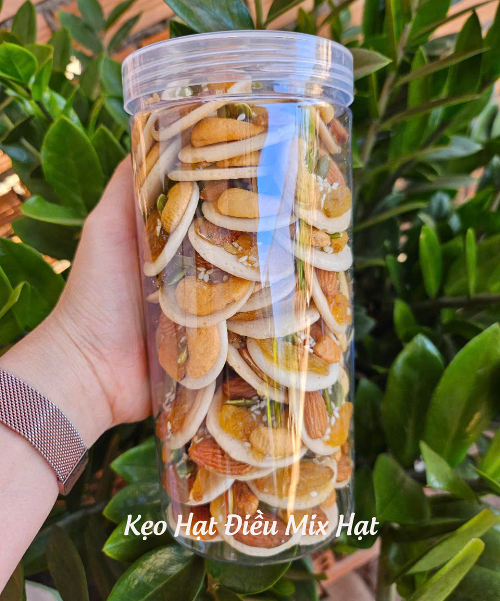 Kẹo/ bánh mix hạt